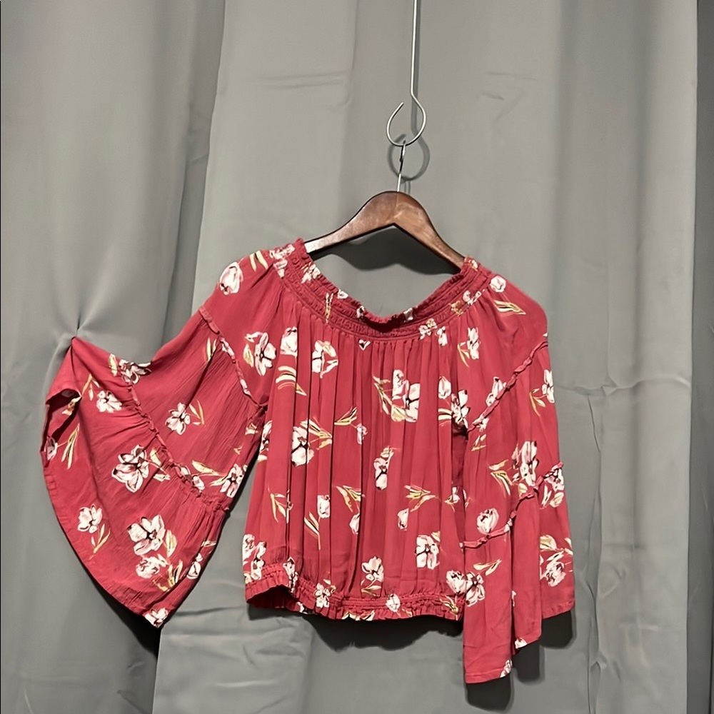 Hippie Laundry Floral Bell Sleeve Top - Red